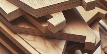 Wybór drewna na schody – Konkol J. Usługi stolarskie