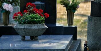 Wybór miejsca spoczynku - Zakład Pogrzebowy Opoka