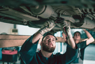 Kiedy zgłosić się do specjalistów od układów wydechowych AK-MA?