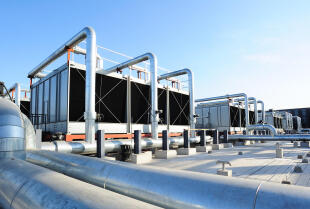 W jaki sposób działa i jakie zalety ma instalacja wody lodowej, której wykonanie oferuje firma MGB?