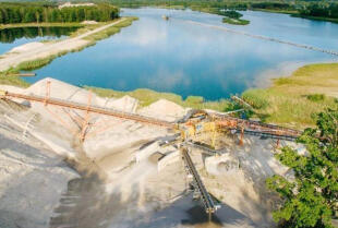 Zastosowanie piasku w budowie dróg, mostów i wiaduktów – Anmar Mariusz Poliński 