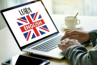 Nauka języków obcych w szkole Archibald przeznaczona dla osób pracujących