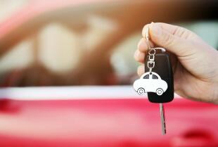 Carbrr - Dlaczego warto wypożyczyć samochód?