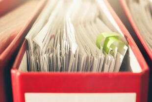 Jakie są najważniejsze obowiązki pracodawcy w zakresie spraw kadrowo-płacowych?