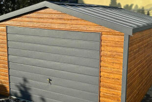 Garaż blaszany firmy Konstal– dlaczego warto go mieć?