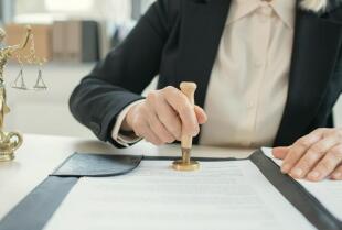 Notariusz a proces zakupu nieruchomości na rynku pierwotnym i wtórnym