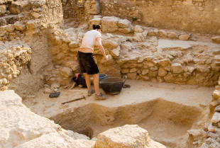 Archeolog - w czym nam pomoże?