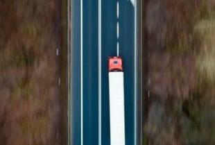 Transport konstrukcji stalowych - kluczowe aspekty