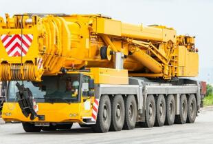 Żurawie samobieżne w budownictwie – GTDZ Usługi Dźwigowe