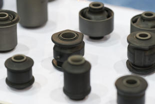 Wyroby gumowo-metalowe i ich zastosowanie jako izolatory drgań