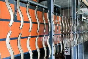 Automatyczna myjnia czterozabiegowa w malowaniu proszkowym