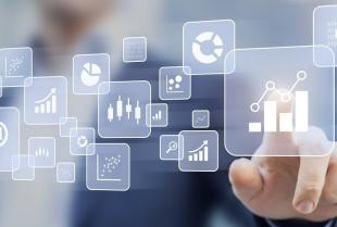 Informatyka w przemyśle – jakie są jej zadania?