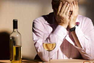 Co warto wiedzieć o chorobie alkoholowej?