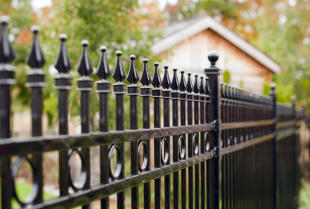 Metalowe ogrodzenia - czy warto się zdecydować?