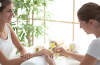 W jaki sposób przeprowadza się manicure klasyczny w Salonie Urody Silencio?